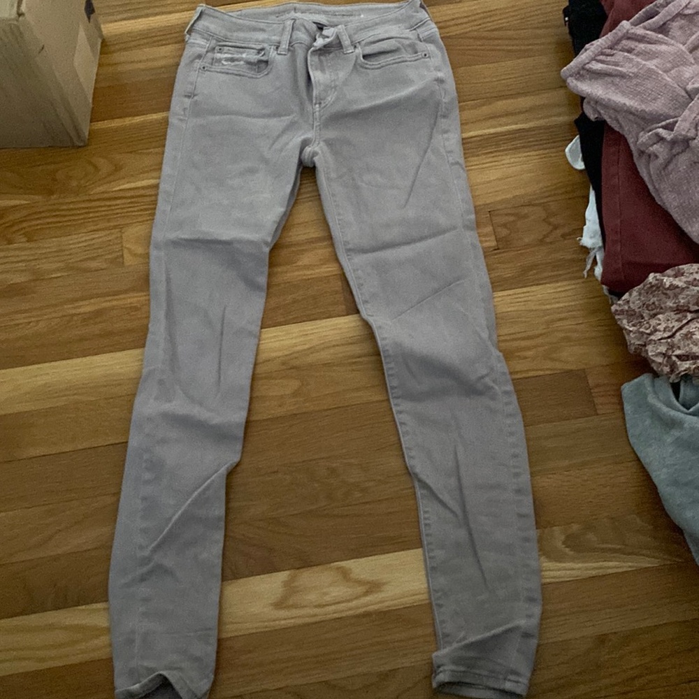 American eagle grey jeans